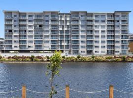 North Shore Oceanside Kawana, hotel v mestu Kawana Waters