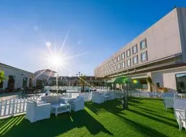 Iridium Hotel