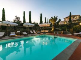 Hình ảnh khách sạn: La Chiesa Collegozzi Villa Sleeps 16 Pool Air Con