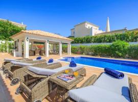 Hotel Photo: Almancil Villa Sleeps 10 Pool Air Con WiFi T607909