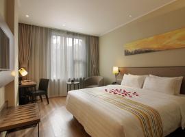 Хотел снимка: Home Inn Plus Hongqiao Road