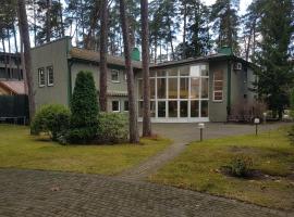 Foto di Hotel: Jurmala Luxury Villa with own Pool and Sauna