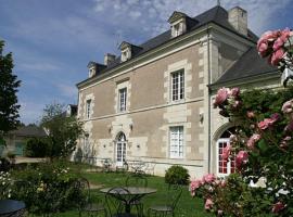 Foto di Hotel: Le Clos de Ligré