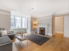 호텔 사진: Southampton Row Apartment