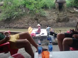 מלון צילום: Mekong Floating Life Hello Homestay