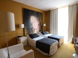 賽萊姆斯中心酒店