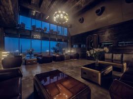 Pledge Scape, ξενοδοχείο στη Νεγκόμπο