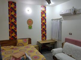 Hotel Photo: HOMESTAY 1st FLOOR: BEDROOM & BREAKFAST