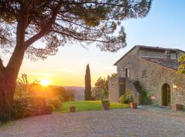 Fotos de Hotel: Castellinuzza Villa Sleeps 13 Pool Air Con