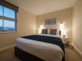 Hotel Photo: Amazing Slough Centre Apartment