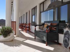 Kairos Cottage B&B, ξενοδοχείο σε Luderitz