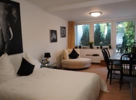 Hotel Photo: Apartment 900m to exhibition