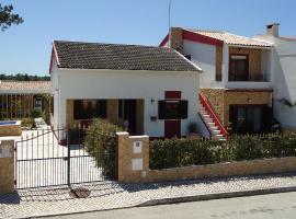 A picture of the hotel: Casa da LAGOA (Sesimbra)