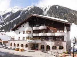 Alpenhotel Ischglerhof