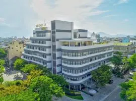 白玉兰酒店