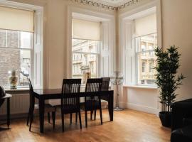 Fotos de Hotel: Spacious Sauchiehall Street Apartment