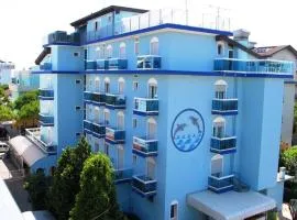 Hotel Ettoral, hotell i Lido di Jesolo