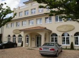 Hotel Helena