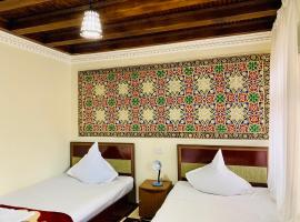 Hotel fotoğraf: Sukhrob Barzu Hotel