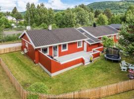 A picture of the hotel: 100% ECO wood house