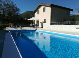 Hotel kuvat: villa Etna family