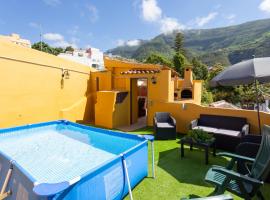 Hotel fotoğraf: Canarian House with views and pool