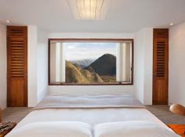 El Crater, hotel en San Antonio