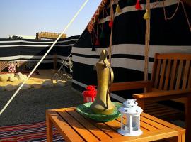 Queen Desert camp, hotel in Fulayj al Mashāʼikh