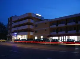 Hotel Europolis, отель в Тулче