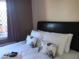 Gambaran Hotel: Central Edinburgh House with Parking & Garden