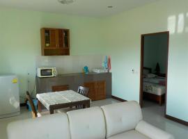 Hotel foto: Ban Phe home (on the mainland to Koh Samet) 1BR