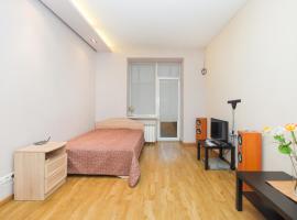 Hotel Photo: NSK-Kvartirka, Apartment Marksa, 22