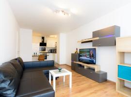 Foto di Hotel: Private apartments close to subway