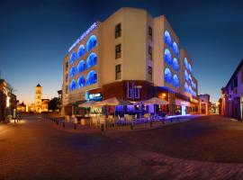 Livadhiotis City Hotel, מלון בלרנקה