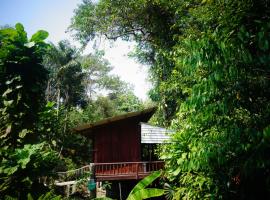 Wooden Hut Koh Kood, khách sạn ở Ko Kood