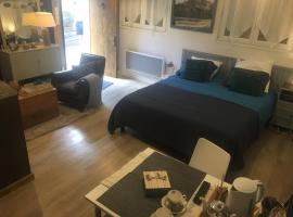 Hotel kuvat: Chambre d'hôtes au calme avec spa