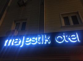 होटल की एक तस्वीर: Majestik Otel