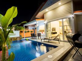 酒店照片: Pattaya Pool Villa 39B 300 mater to beach gate