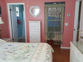 호텔 사진: South Tampa Euclid Farm Guest Suite