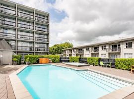 Heartland Ambassador Hotel Hamilton, hotel in Hamilton