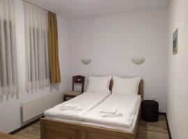 Hotel foto: Guesthouse White Margarit