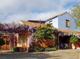 A picture of the hotel: La Maga Casa Rural