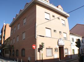 A picture of the hotel: Hostal Goyma II