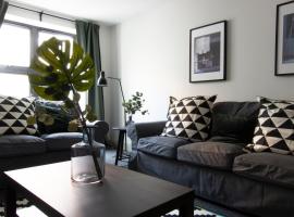 Hotel foto: Modern and spacious 4 BR House in Connelly Station