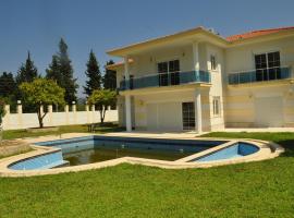 รูปภาพของโรงแรม: Firat villa