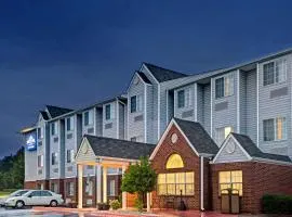 Microtel Inn & Suites by Wyndham Statesville, hotel in Statesville