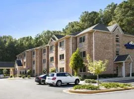 Microtel Inn & Suites by Wyndham Lithonia/Stone Mountain, hotel in Lithonia