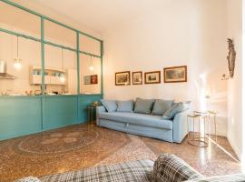 A picture of the hotel: Asinelli Suite, privilegiata vista sulle due Torri