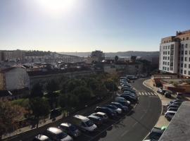 Hotel Photo: Apartamento novo muito confortável com vista Rio