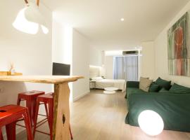 Foto di Hotel: High-End Luxury Apartment 2